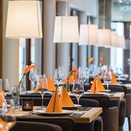 Vaya Hotel 4*