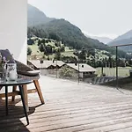 Hotel Vaya