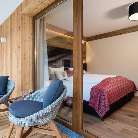 Vaya Hotel